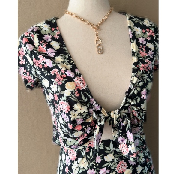 Floral print crop top and skirt set - Picture 7 of 10